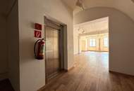 Geschäftslokal mit Lift am Stadtplatz