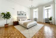 Nähe Stadtpark: Großzügige 137 m² Altbauwohnung mit kleinem Balkon