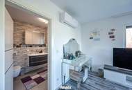 WOHNEN MIT STIL | KOMFORT | LUXUS UND SWIMMINGPOOL in Grünruhelage.