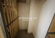 SONNIGES &amp; MODERNES TERRASSENDACHGESCHOSS