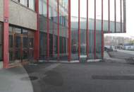 Zentral gelegene Lagerflächen zu vermieten ca. 500 m² Halle und 200 m² Büro