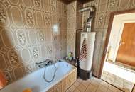 Sanierungsbedürftiges Haus in Aussichtslage