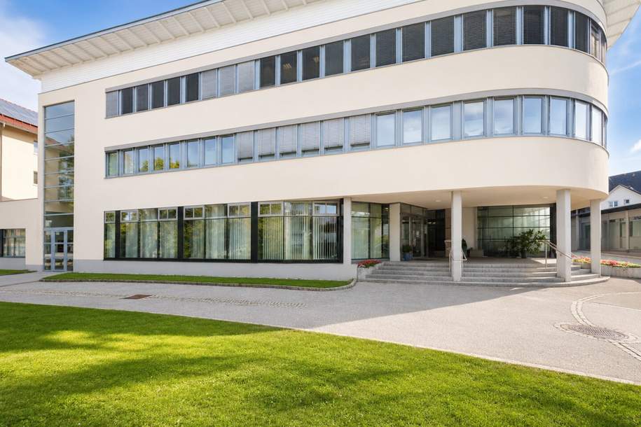 Investieren in Sicherheit und Gesundheit: Ertragsstarke Praxisimmobilie mit renommiertem Arzt als Mieter und hervorragender Erreichbarkeit, Gewerbeobjekt-kauf, 330.000,€, 8680 Bruck-Mürzzuschlag