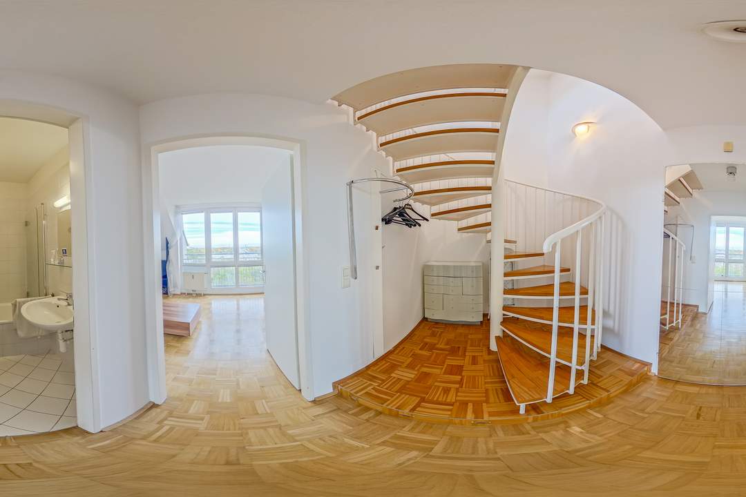 KAUFANBOT EBEN ANGENOMMEN - Ungehinderter Weitblick über die die Stadt: Ihre City - Donau - Maisonette