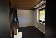 Kleinbüro. EUR 330,00. Sofort beziehbar.