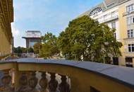 Großzügige Altbauwohnung mit kleinem Balkon in repräsentativen Stilaltbau