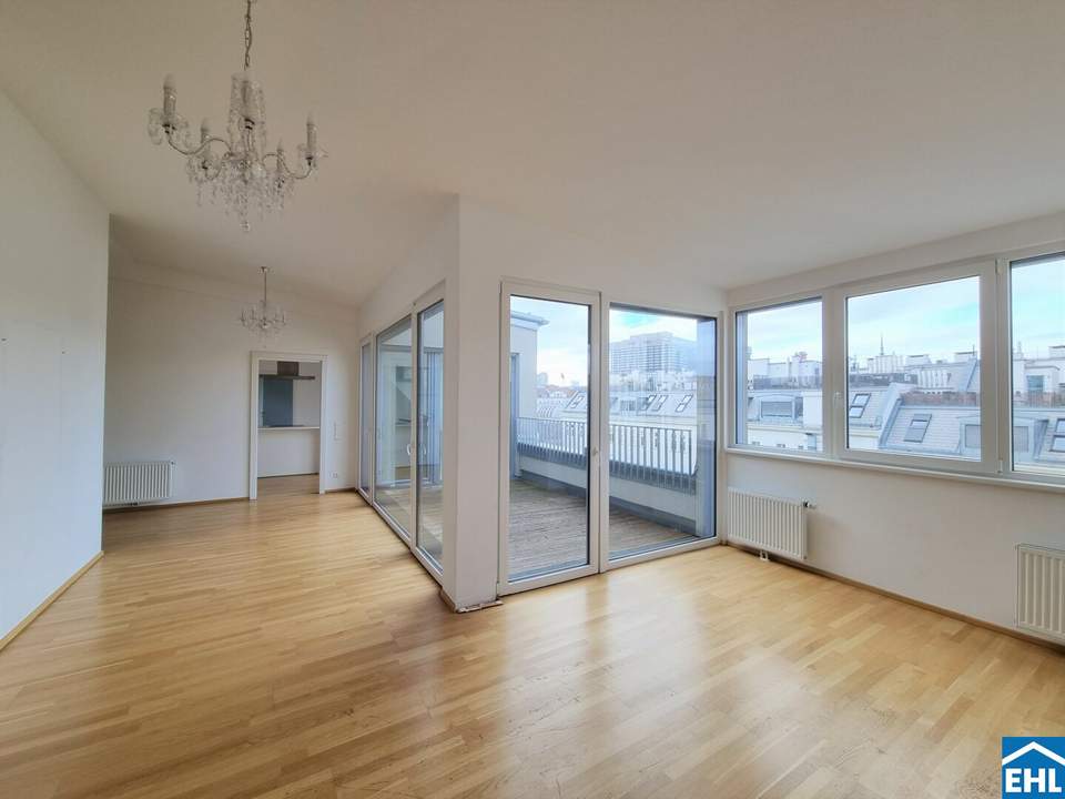 Wunderschöne 4- Zimmer DG-Wohnung mit Terrasse und Garagenstellplatz in toller Lage im Servitenviertel!