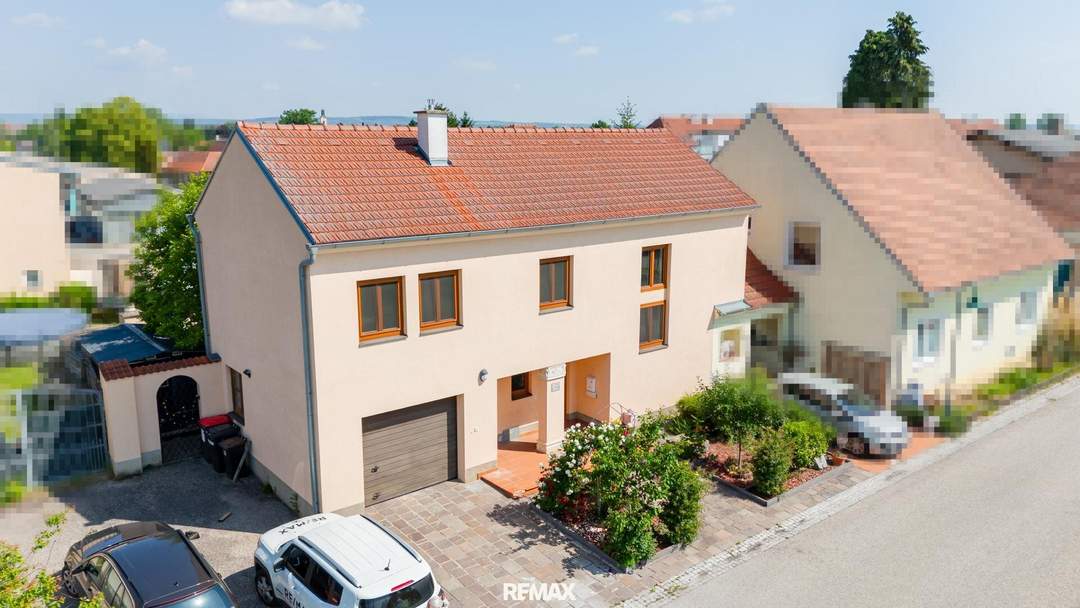 Großzügiges Haus mit pflegeleichtem Garten