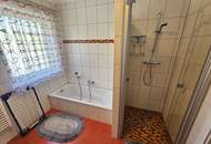 Ein- oder Zweifamilienhaus in bester Wohnqualität mit Garten und Carport in Toplage!