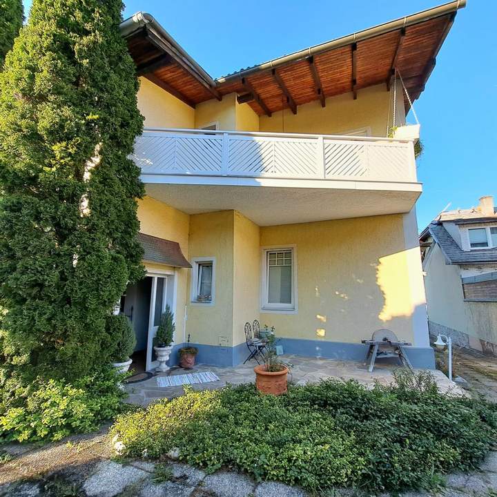 Neuer Preis! Der richtige Platz für Ihr neues Leben mit 8 Zimmer!