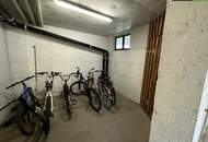 möblierte 3-Zimmer-Wohnung mit 2 Balkonen um 899 EUR inkl. Heizung und Tiefgaragenstellplatz