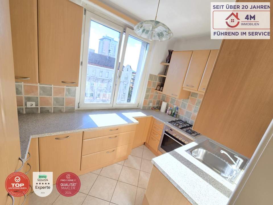 NEUE PREIS !!!! Sonnige 3 Zimmerwohnung im 6.Liftstock 1050 Wien