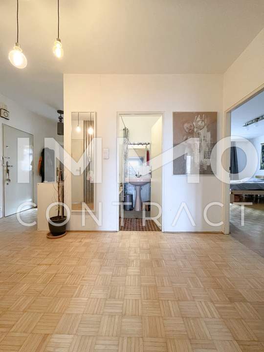 WARMMIETE! IDEALE WG ODER FAMILIENWOHNUNG MIT LOGGIA! 4 ZIMMER + SEPARATE KÜCHE!