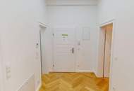 Erstbezug in Neubau Living - sanierte 4-Zimmer-Altbauwohnung