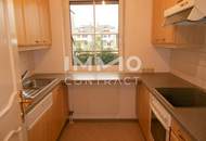 **Ab sofort** Sonnige 3-Zimmer Wohnung mit Dachterrasse in der Volksfeststrasse 34 - Top 13