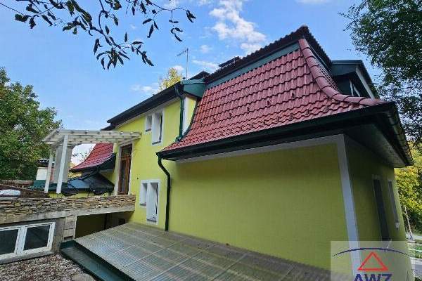 Horn/Rosenburg- Größeres Haus mit 5 WOHNUNGEN zu verkaufen!, Haus-kauf, 3573 Horn