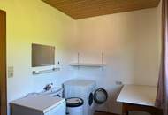 Einfamilienhaus mit Nebengebäude in ruhiger Lage