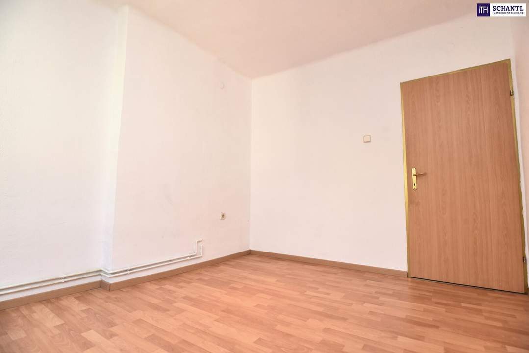 MARIATROST: Sanierungsbedürftige Wohnung in guter Lage!