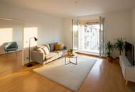 Sonnige Wohnung mit schöner Raumaufteilung, Balkon, 2 Parkplätze