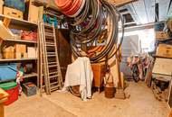 Sanierungsbedürftiges Haus in Untersiebenbrunn! Rohdachboden mit Ausbaupotential!