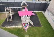 Eckreihenhaus mit Garten und Carport