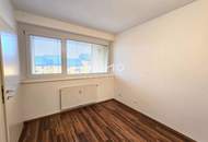 Zentrale 2,5 Zimmer Wohnung mit LOGGIA - Obere Bahnstraße 53 - Top 17