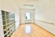 Bürofläche mit 5 Arbeitsräumen und Wartebereich – im Zentrum zu mieten!