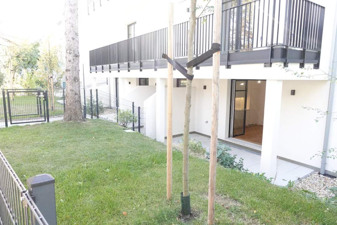 ERSTBEZUG! Stilvolle 2-Zimmer-Gartenwohnung mit ca. 70 m² Eigengarten nahe dem Lainzer Tiergarten