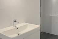 Exklusiver Erstbezug im begehrten Cottageviertel + Moderne 2-Zimmer Wohnung mit Terrasse & Garten