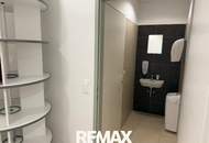 Büro, Praxis, Studio, Atelier repräsentativ, hell, im Zentrum