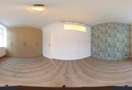 Elegante 3-Zimmerwohnung mit Balkon in saniertem Altbau