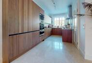 Elegante Villa in idyllischer Wienerwaldlage mit Pool und großem Garten