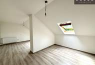 | CHARMANTE DACHGESCHOSSWOHNUNG | HELL &amp; ZENTRAL | 4. OG | IDEAL FÜR SINGLES &amp; STUDENTEN | TOP LAGE | NÄHE UNI