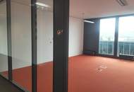 RIVERGATE - Moderne Bürofläche im attraktiven Open-Space-Stil und tollem Blick!