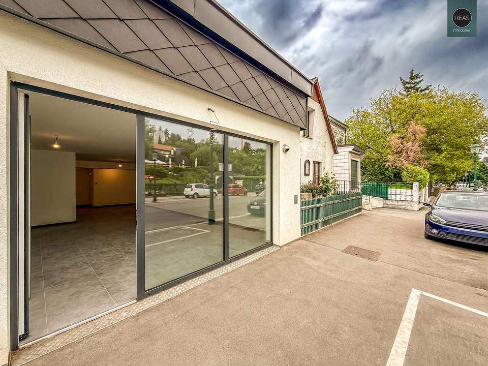 Erstbezug: Geschäftsfläche oder Büro in hochwertigem Neubau in frequentierter Bestlage von Neustift am Walde!