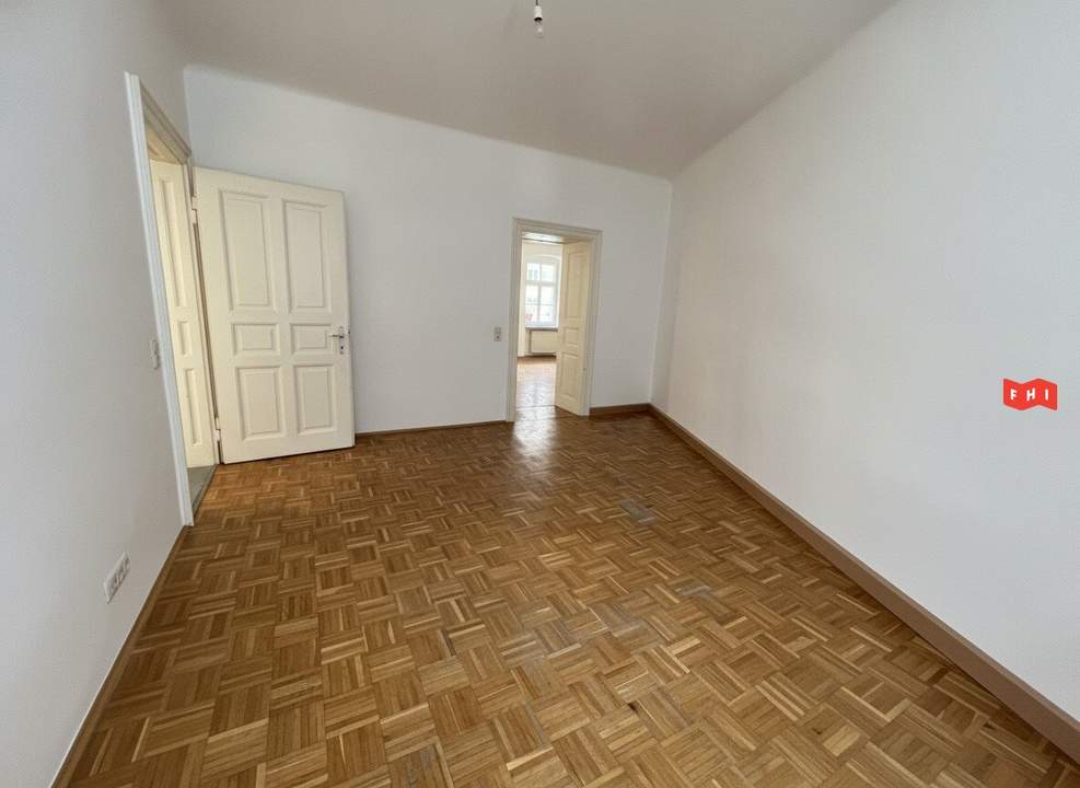 Elegante Altbauwohnung mit AirBNB Potenzial