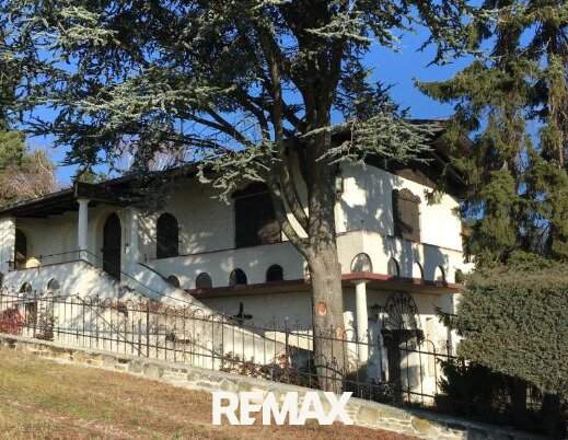 Residenz im Weingebirge – Rückzugsort mit Parkanlage