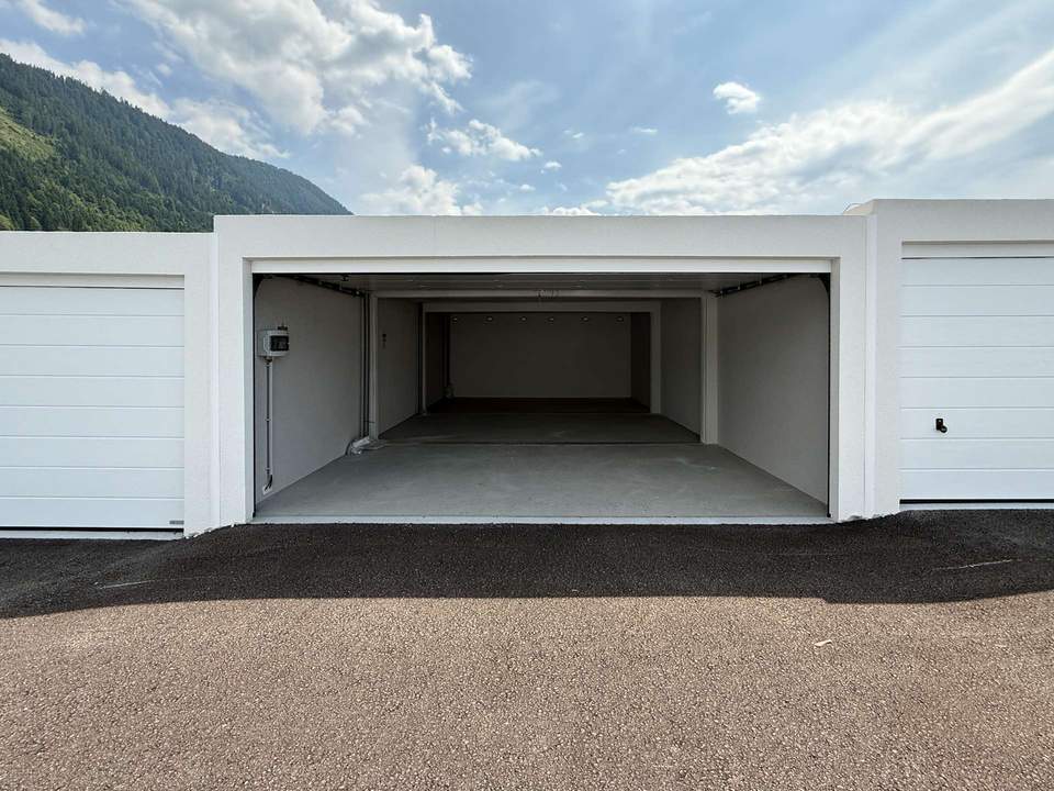 Neubau Großraumgarage für Garagenliebhaber &amp; Heimwerker mit 47,13 m² in Liezen zu vermieten !