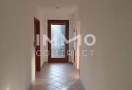 MEHRFAMILIENHAUS IN FURTH STEHT ZUM VERKAUF