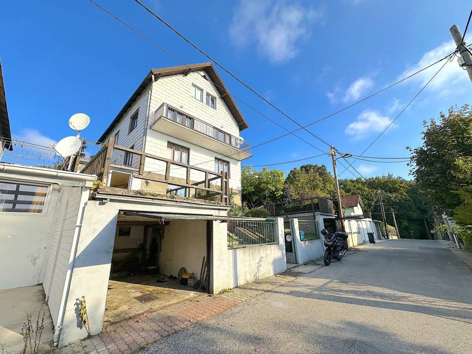 Einmalige Aussicht, einmalige Chance – Ihre maßgeschneiderte Villa in Wiens Höhenlage