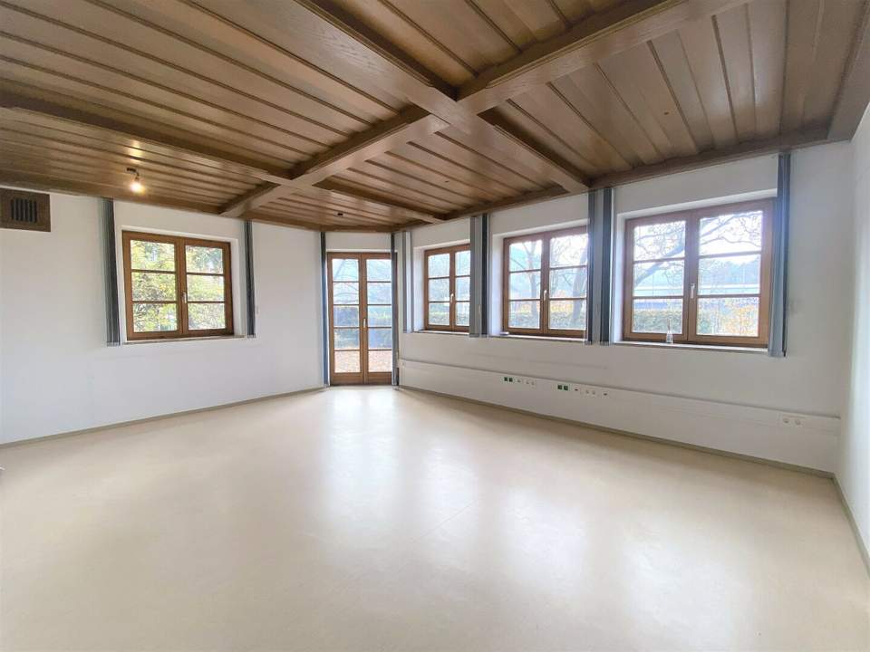 Großzügige Büro/Praxis/Geschäftsfläche mit perfekter Infrastruktur in Graz Nord/Gratkorn