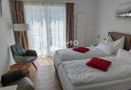 DER PREIS IST HEISS ### HOTEL-BAR-RESTAURANT TOPZUSTAND DIREKT AM HAUPTPLATZ UNZMARKT