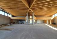 REPRÄSENTATIVER GEWERBE- /BETRIEBS-HOTSPOT MIT EVENT-POTENZIAL DIREKT AN DER A1