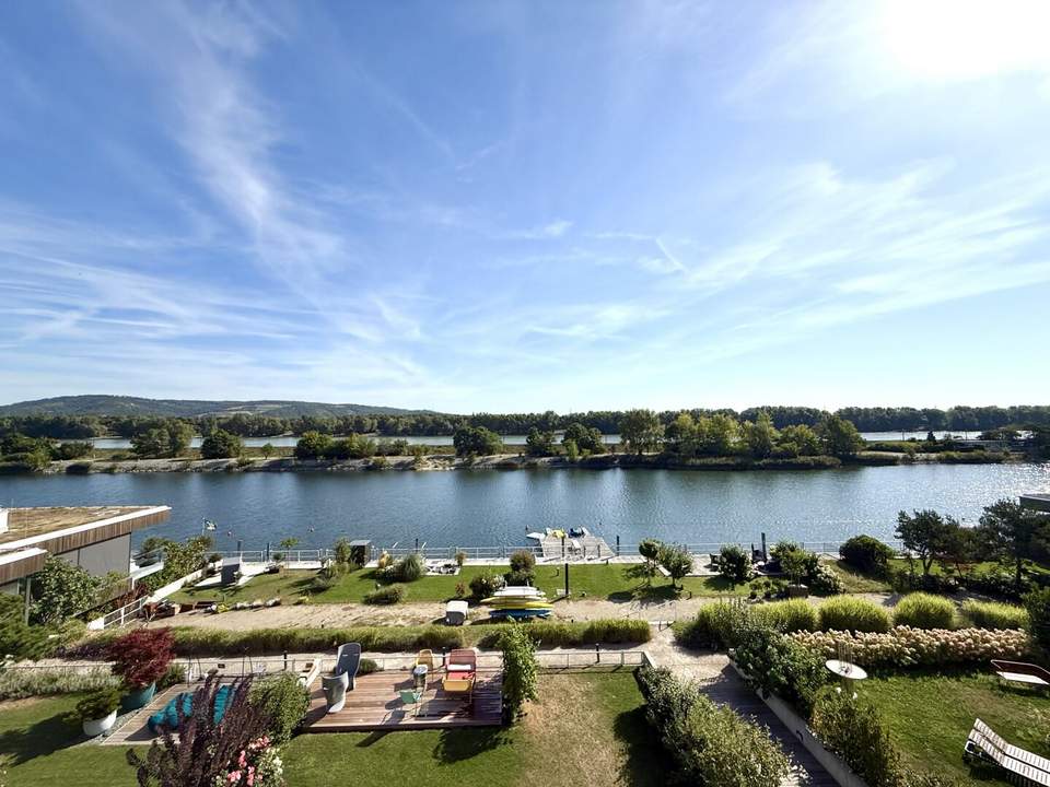 ERSTBEZUG MIT BADESTEG AM WASSER: Ruhelage mit Fernblick über die Donau I großzügige Terrassen &amp; geräumige Wohnküche