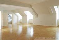 GROßZÜGIGE 3 -ZIMMER-MANSARDENWOHNUNG IM STADTPALAIS