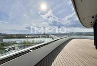 Sunny four-room apartment with 105 m² balcony and amazing amenities on the New Danube