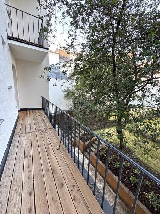 1180! Hochwertig ausgestattete 3-Zimmer Wohnung mit Terrasse! ERSTBEZUG NACH GENERALSANIERUNG!
