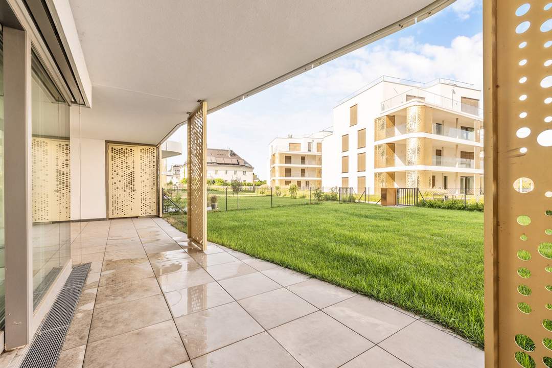 Wasserlage & Wohlgefühl: Ihr privates Refugium mit 130m2 Grünfläche - Das Herzstück