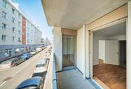 ERSTBEZUG >> bodentiefe Fenster in westseitiger Anlegerwohnung mit Loggia >> TOP LAGE