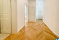 Sanierte 2-Zimmer-Altbauwohnung mit separater Küche Nähe Augarten